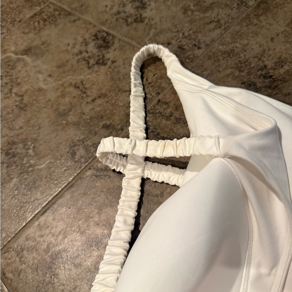 🍯White Sleeveless active Dress little black spot from store see pics - Picture 4 of 8